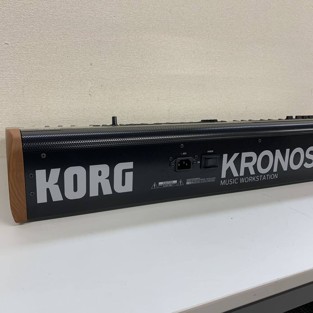 【直接引取り限定】 KORG KRONOS2-61 シンセサイザー コルグ クロノス 純正 ケース付き キーボード ピアノ synthesizer Ia side 1598-62の画像6