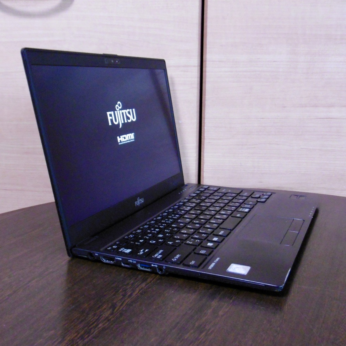 ■超軽量■LIFEBOOK U938/S（i5 7200U/8GB/256GB）概ね綺麗！■_画像7