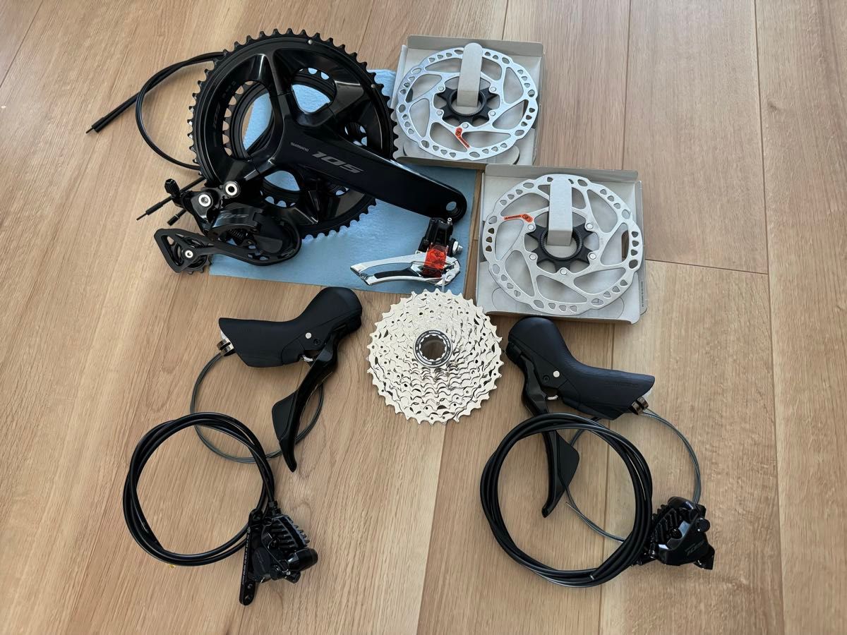 未使用・最新型 SHIMANO シマノ R7100シリーズ 105 2x12s 機械式 未使用・最新型 SHIMANO シマノ R7100シリーズ 105 2x12s 機械式
