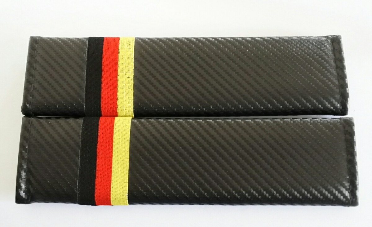ドイツ国旗　シートベルトパッド　カーボン調デザイン　２本セット_画像1