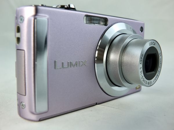 ★動作確認済美品★パナソニック ルミックス PANASONIC LUMIX DMC-FS3-P ピンク！純正充電器DE-39付属！#00840#9943#08780#033_画像2