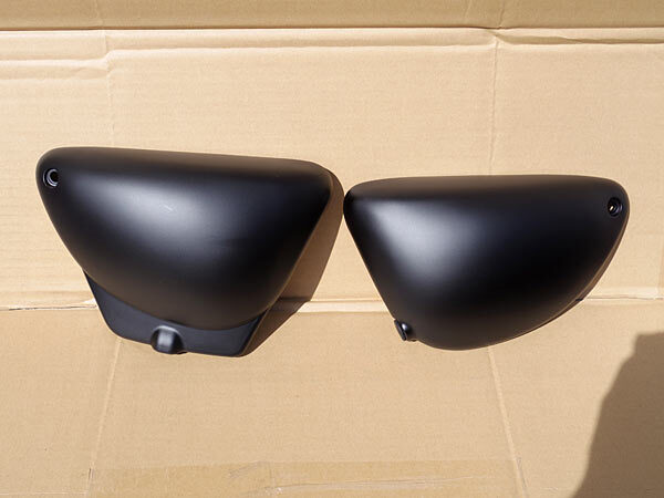 送料込 SUZUKI グラストラッカー サイドカバー 黒 ブラック 左右 送料込 SUZUKI グラストラッカー サイドカバー 黒 ブラック 左右
