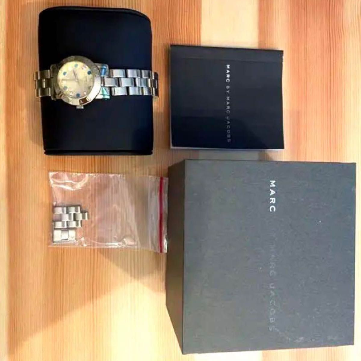 MARC by MARC JACOBS 腕時計 ゴールド