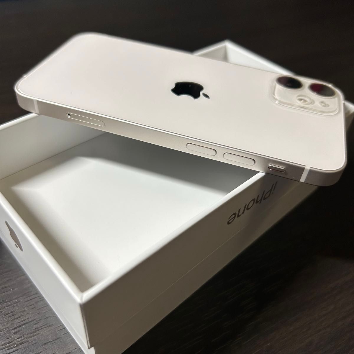 iPhone12 mini 本体 64GB docomo ドコモ ホワイト 箱付き Apple iPhone12 mini 本体 64GB docomo ドコモ ホワイト 箱付き Apple
