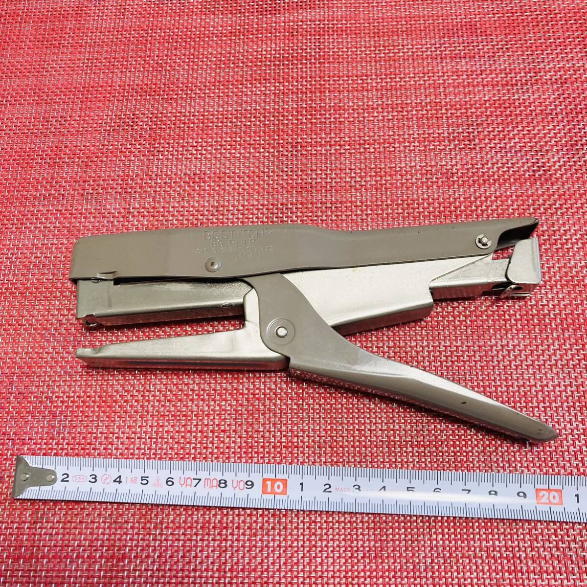  used present condition delivery business use ho chi Kiss BOSTITCH B8 PLIER USES STCR2115 STAPLES JAPAN staple plier 