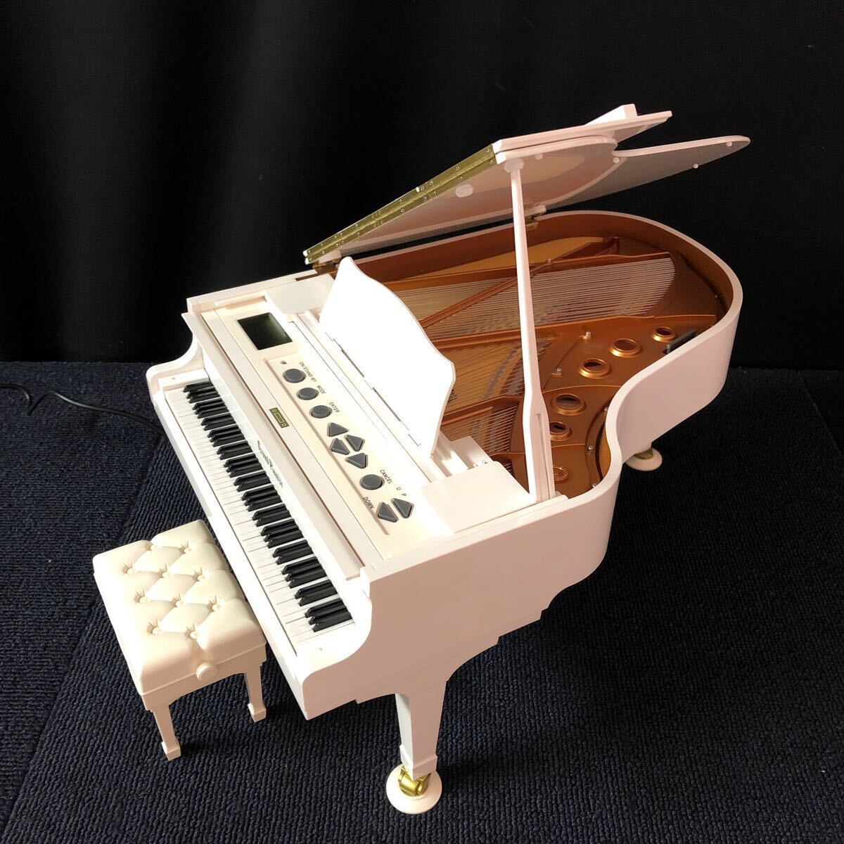【通電確認済】Grand Pianist グランドピアニスト SEGATOYS セガトイズ ホワイト 白 自動演奏 楽器玩具 ミニチュアピアノ 箱付き D01_画像3