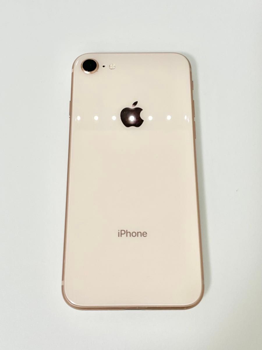 iPhone 8 ゴールド 64 GB docomo