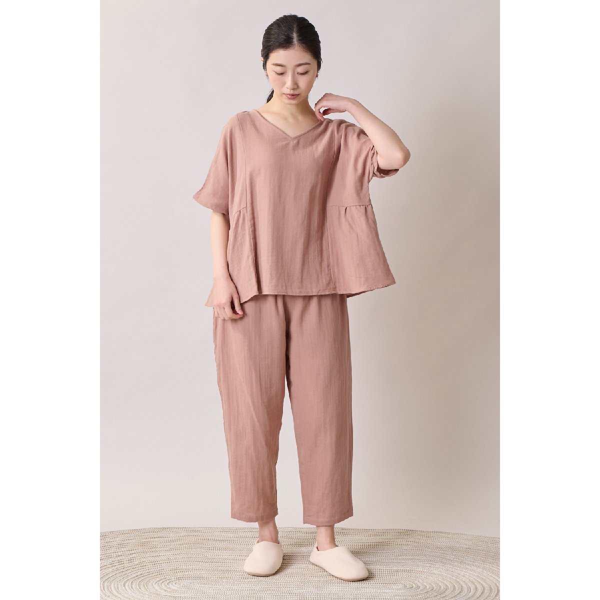 ma.. moisturizer cream as with ....... wrap up room wear short sleeves summer pyjamas V neck ... type pink L size cotton 100%