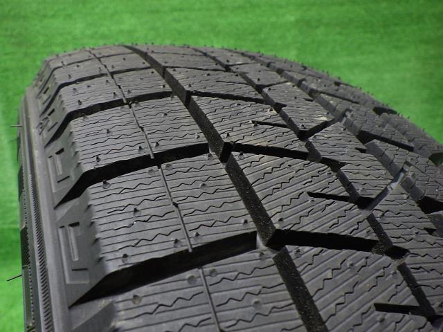 中古 ダンロップ タイヤ 冬 145/65R15 4本 2023年 WM03_画像4