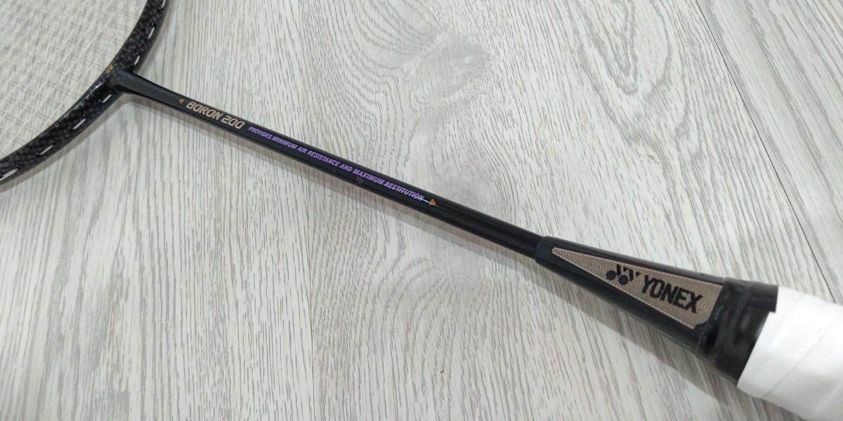 希少 YONEX BORON200 ヨネックス ボロン200 バドミントン