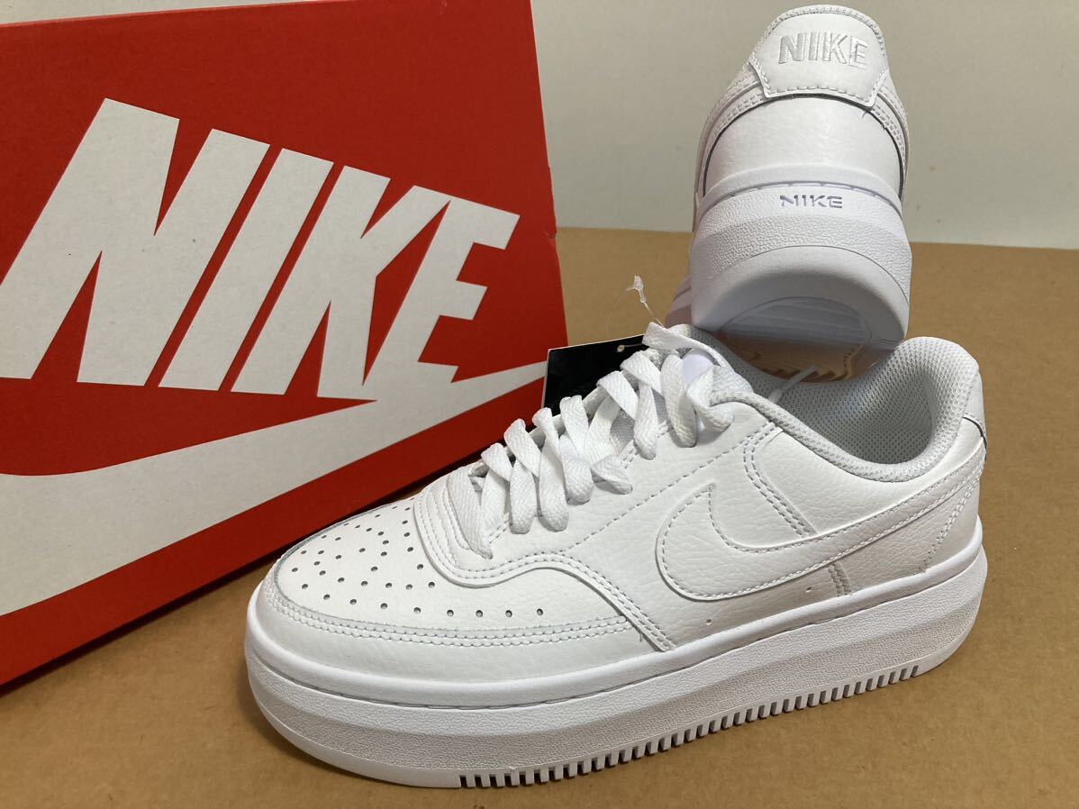 新品24cmナイキコートビジョンアルタホワイト白LTR COURTVISIONエアフォース1AF1好きに厚底スニーカーNIKEレディーススニーカー_画像1