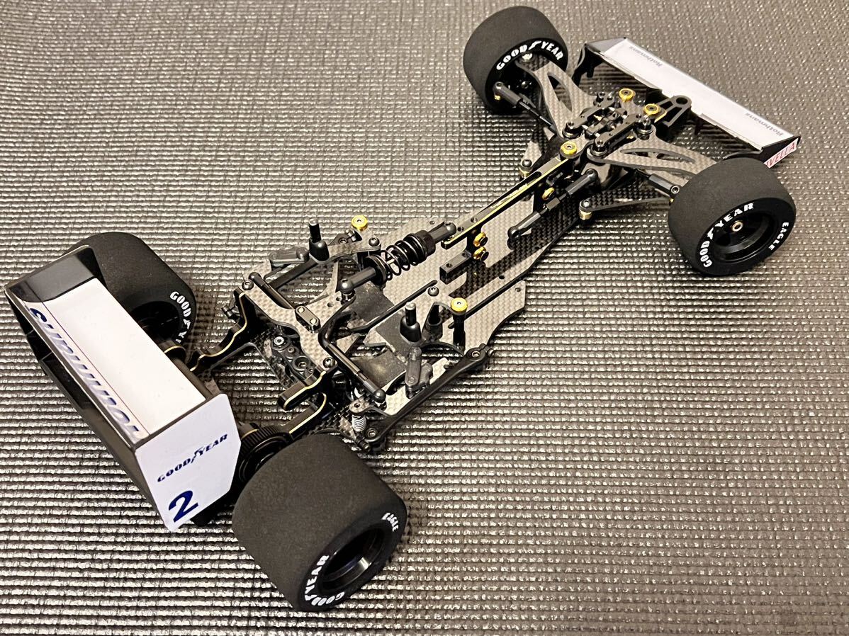 HiroFactory HRF10X Premium Blacky F1シャーシ スペアパーツ付 走行僅か 極美中古 ヒロファクトリー ボディセット別出品 F103 F104 TRG_画像2