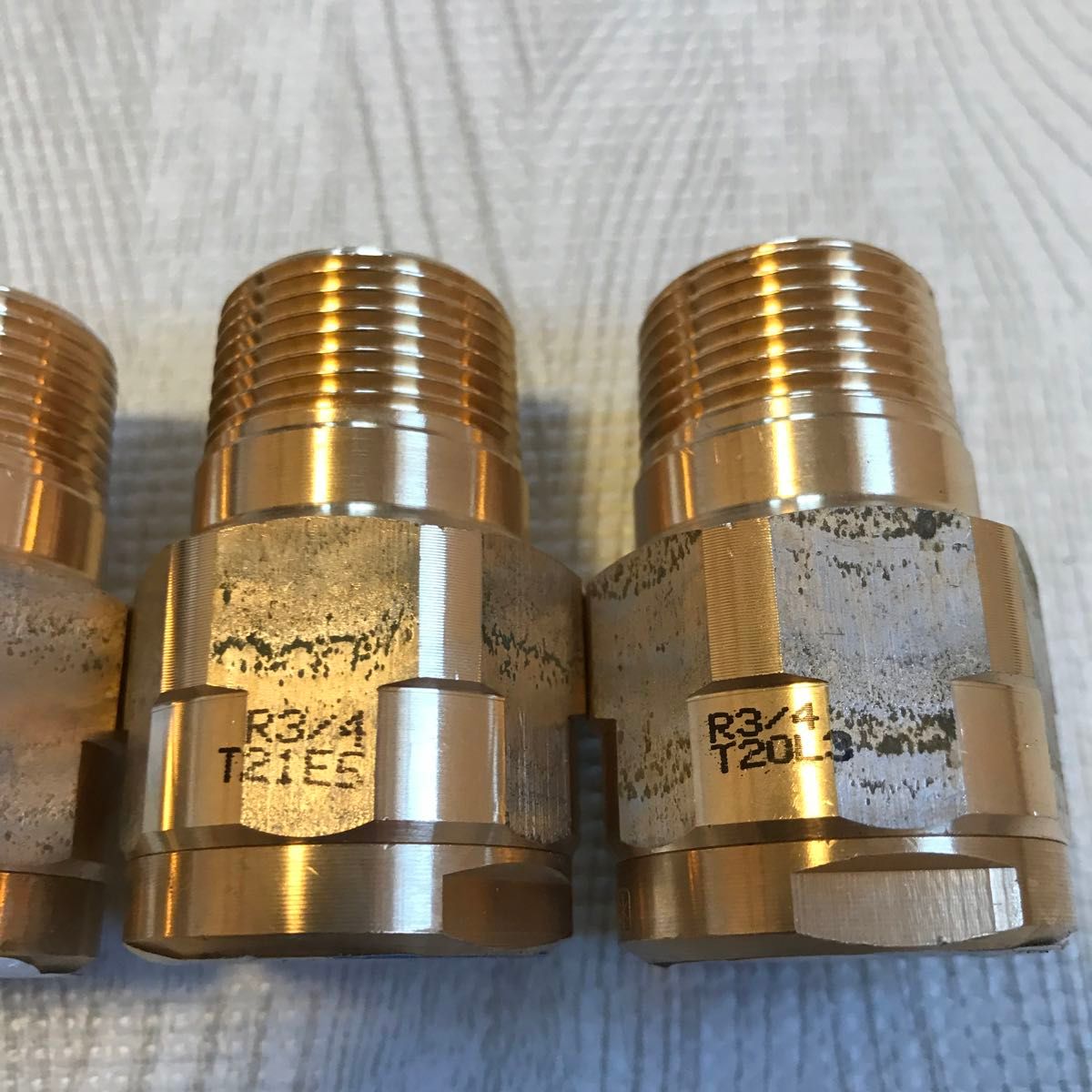 オンダ・架橋ポリエチレン管用継手”ダブルロックジョイント”の青銅製オスねじアダプター(埋設可能)16A 3/4 5個 オンダ・架橋ポリエチレン管用継手”ダブルロックジョイント”の青銅製オスねじアダプター(埋設可能)16A 3/4 5個