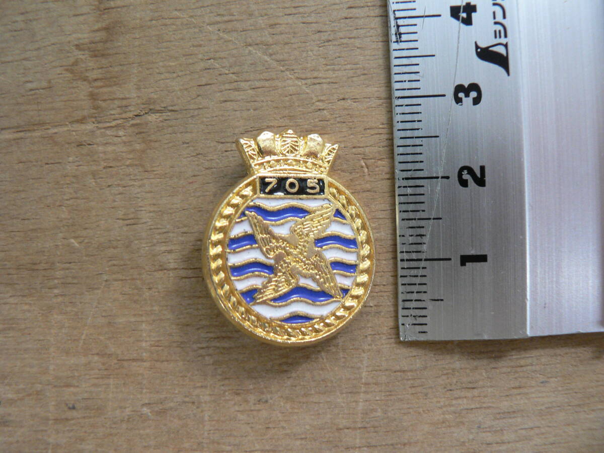 BBP963 飛行隊 エナメルピン Squadron Enamel Pin Badge / 705 Naval Air Squadron イギリス海軍 艦隊航空隊 705NAS_画像1