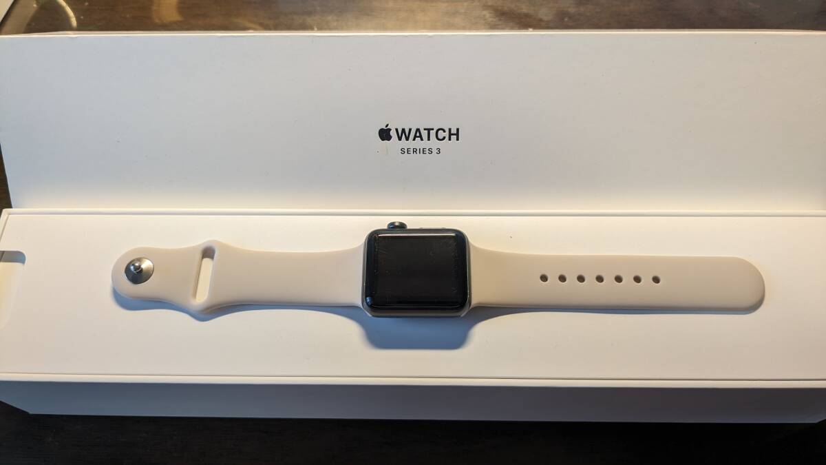 Apple watch3 series3　38mm　A1858　アップルウォッチ　シリーズ3GPSモデル