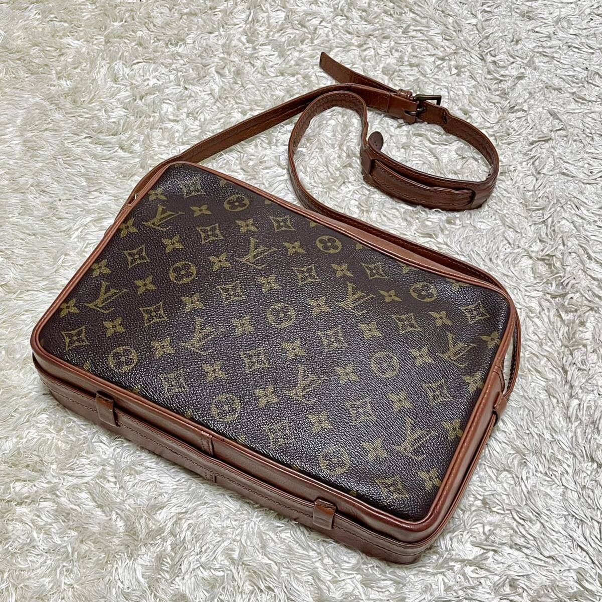 美品 LOUISVUITTON ルイヴィトン　2way カメラバッグ　ショルダーバッグ　サックバンドリエール　モノグラム　レザー　_画像1