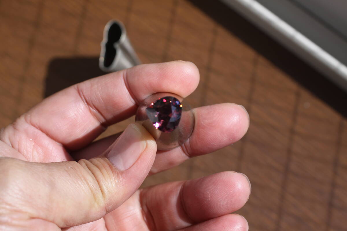 < cosmos stone. season, at last sun . came out ..***> large grain pink zircon * now. season (4 month on .) on and after if, all sorts color . contains chopsticks chopsticks is, highest 