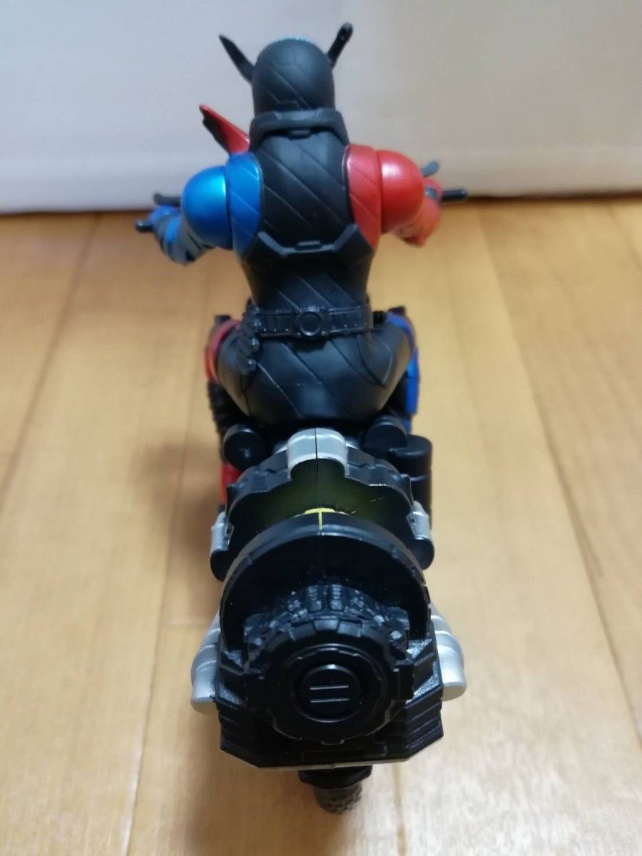 値下げ中　仮面ライダービルド RC マシンビルダー　仮面ライダー　ラジコン