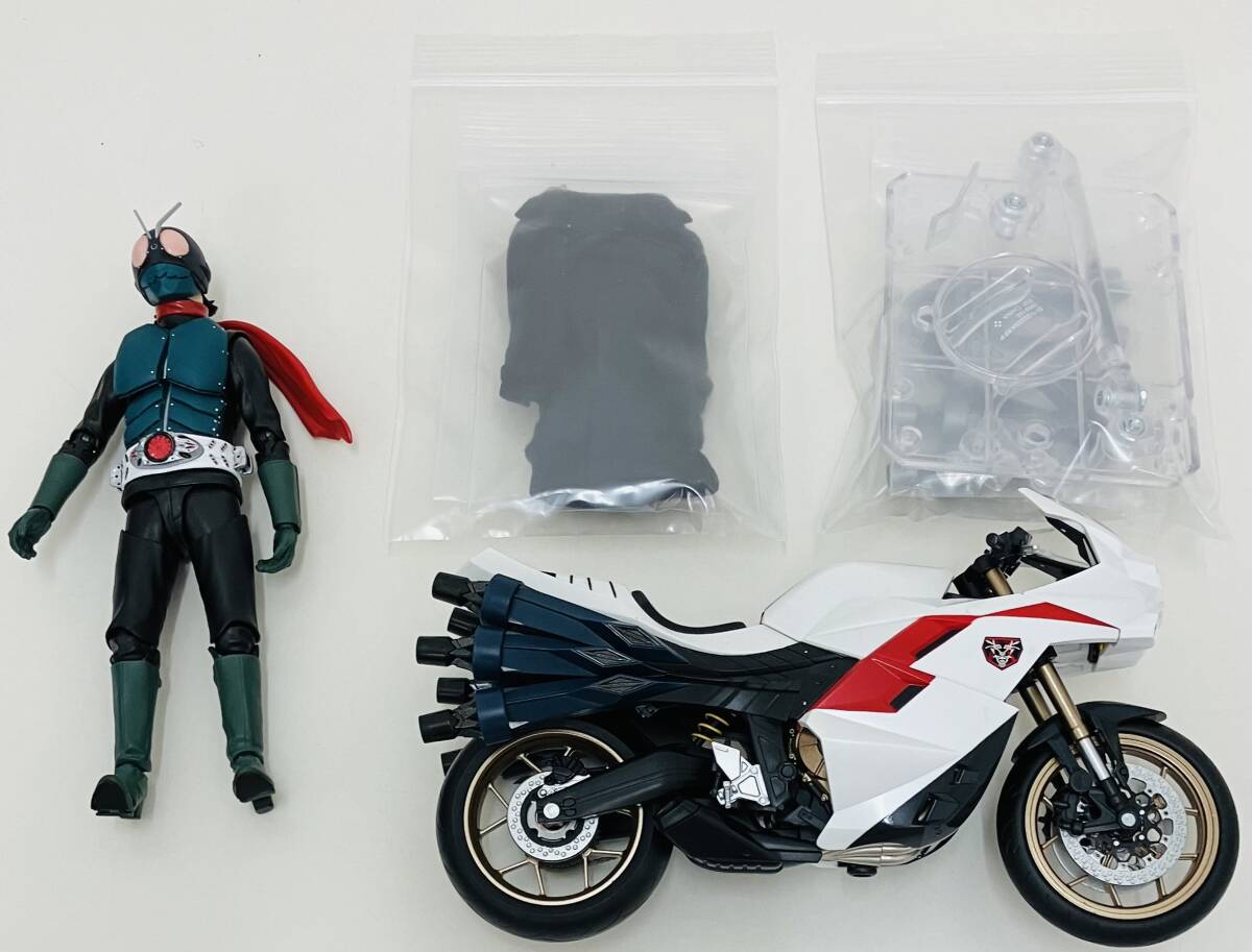 パーツ完品 S.H.Figuarts 仮面ライダー シン・仮面ライダー 1号 本郷猛/サイクロン号 2点セット フィギュアーツ 裸フィギュアの画像1