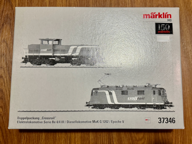 メルクリン　HO 37346 Crossrail 電気機関車 Re 4/4 III とディーゼル機関車MaK G 1202 ２両セット_画像3