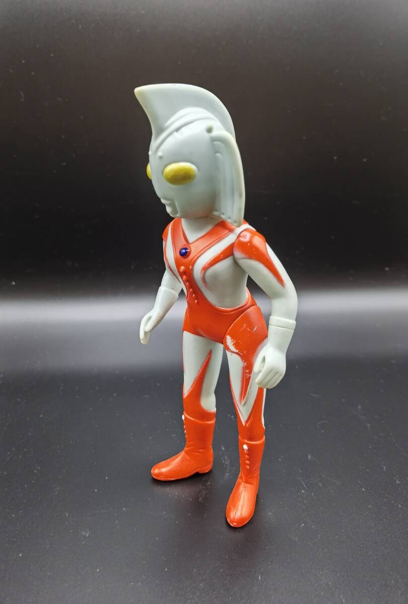 【54】ウルトラの母 ／ 約17センチ ／ ◆ソフビ（中古）／1円スタート／ゆうパック60サイズ ／金曜日発送_画像6