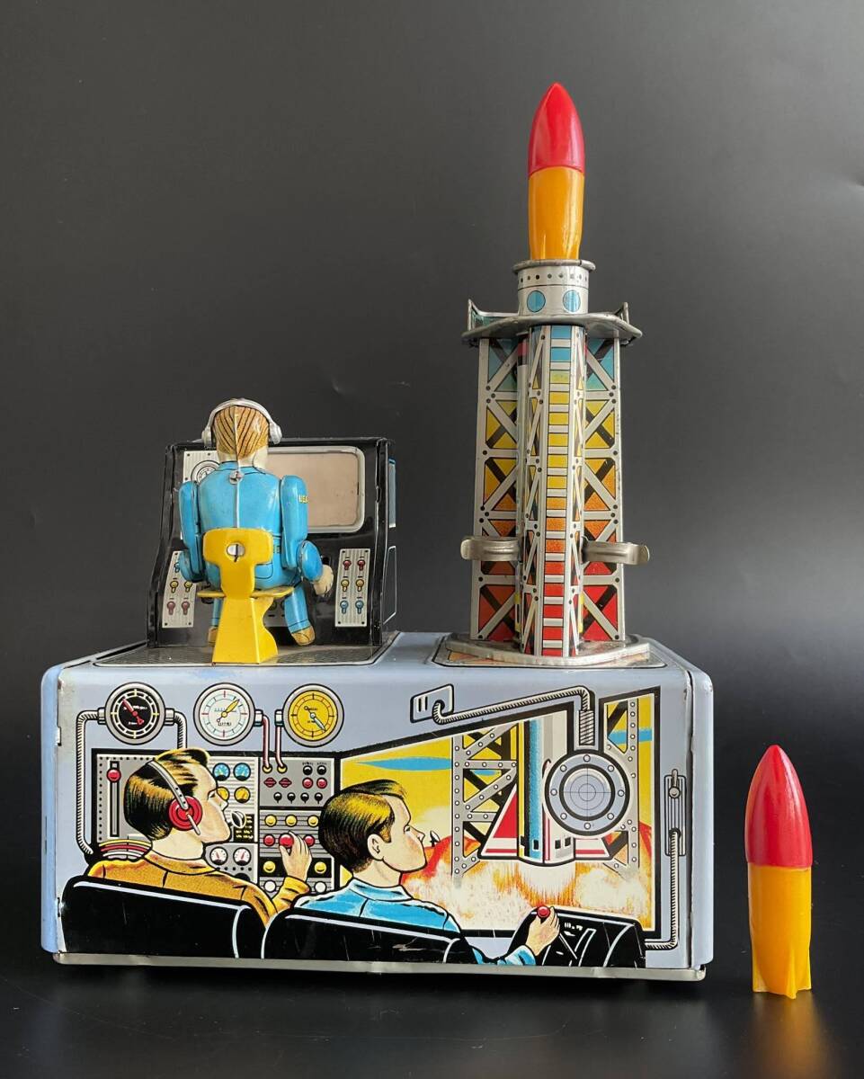 [118]JUPITER Rocket departure . pcs | approximately 20 centimeter *Tin Toy tin plate ( used )| 1 jpy start | Yupack 80 size | Friday shipping 