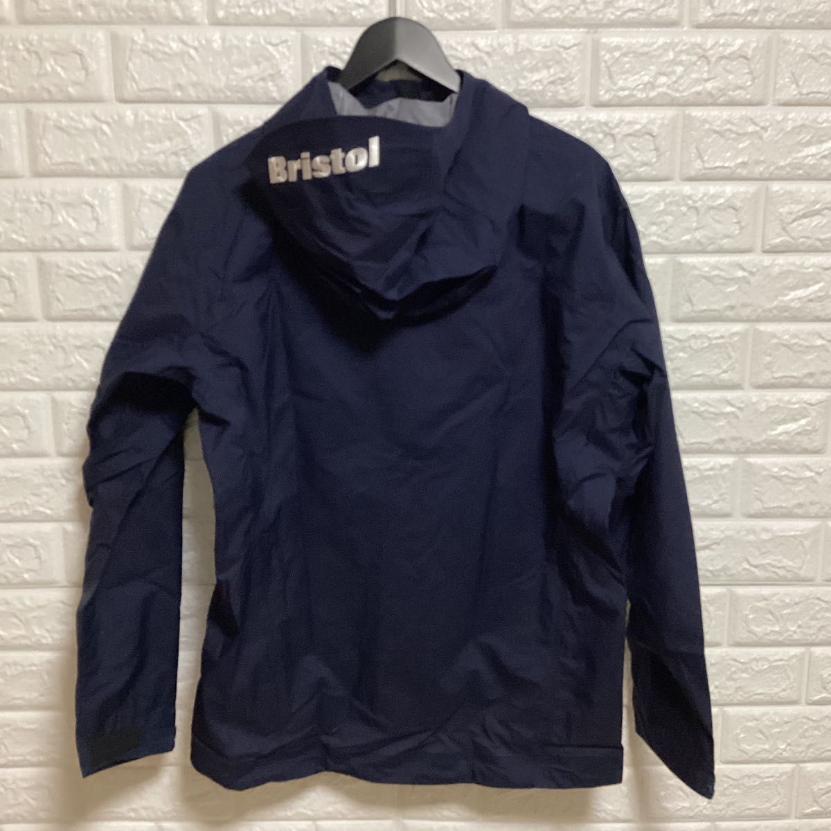 新品 未使用】F C Real Bristol ブリストル 3LAYER WARM UP 新品 未使用】F C Real Bristol ブリストル 3LAYER WARM UP