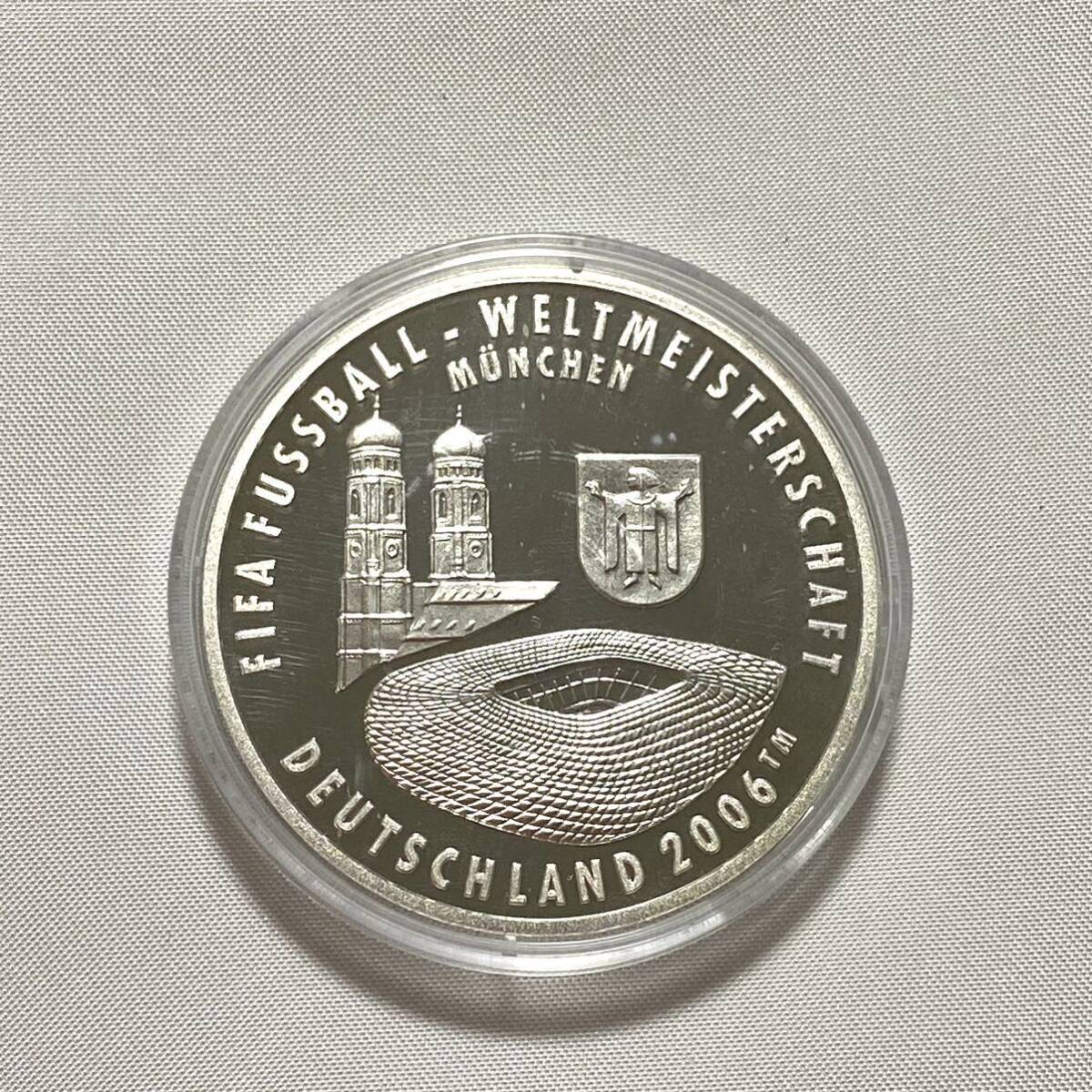 【匿名配送】【送料無料】2006年 FIFAワールドカップ ドイツ公式記念コイン 銀貨 証明書付き _画像3