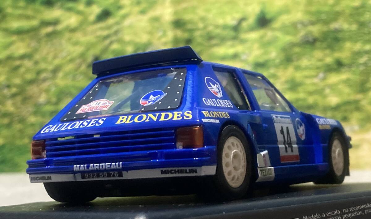 Spirit 1/32 スロットカー PEUGEOT 205T16 の画像4