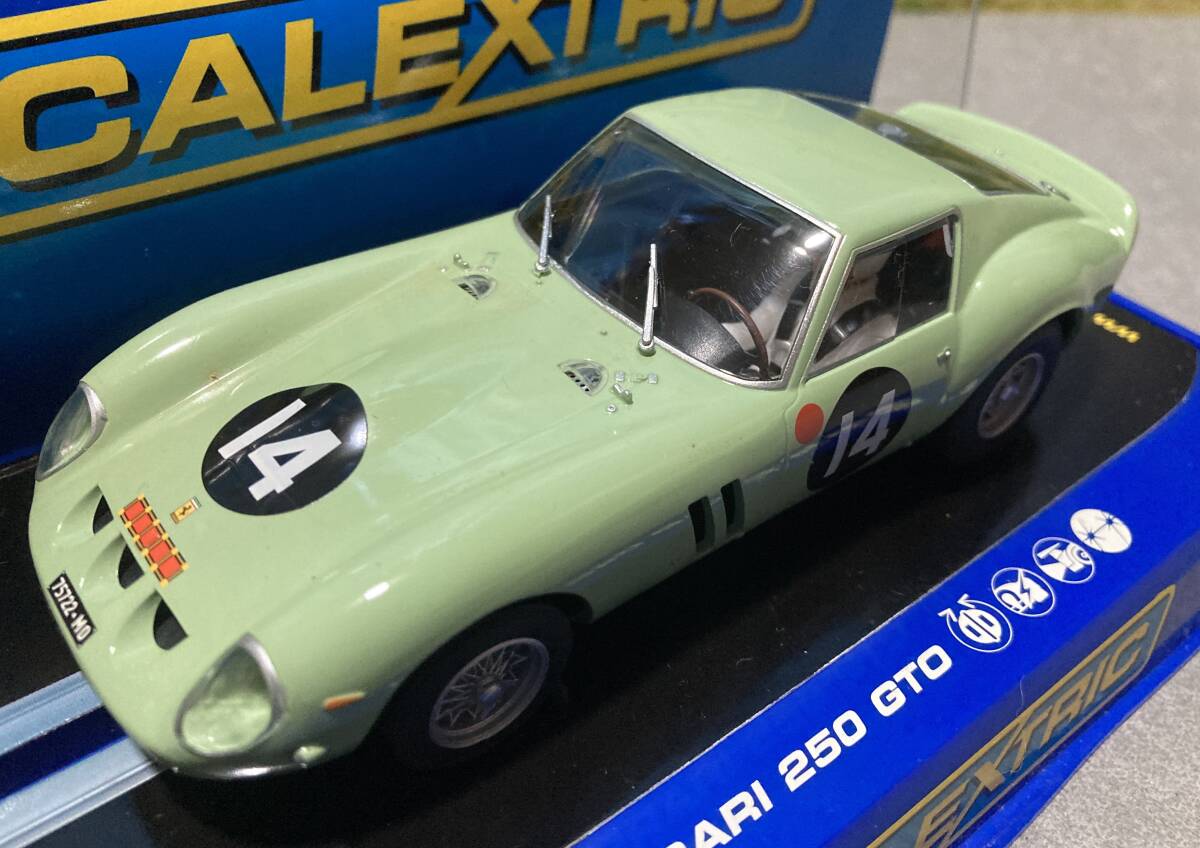 SCALEXTRIC 1/32 スロットカー　FERRARI250GTO_画像4