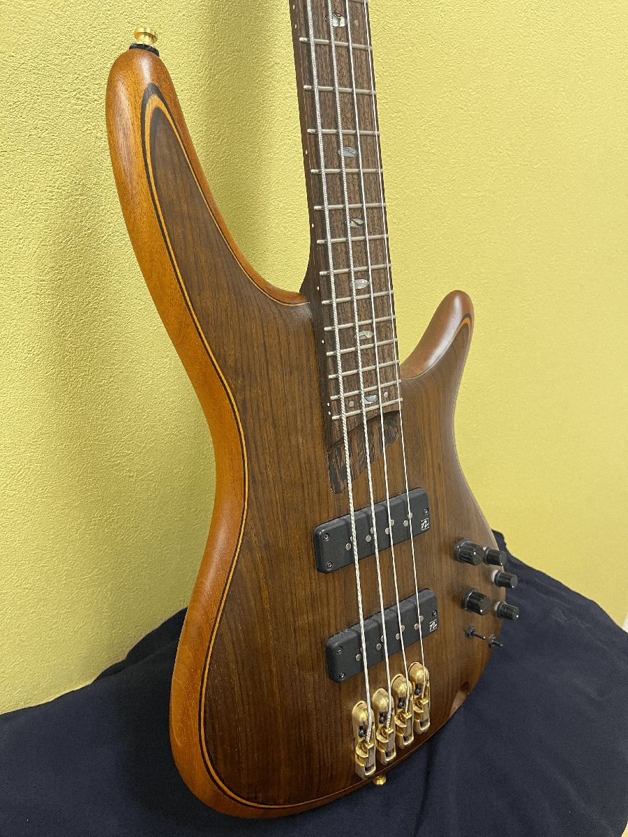 1円スタート 美品 アイバニーズ Ibanez エレキベース SDGR SR Premium 動作品 4弦 純正ソフトケース他 付属品あり_画像3