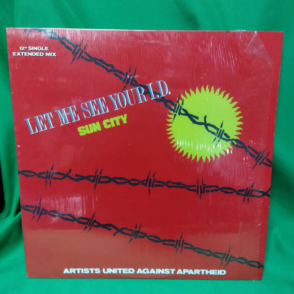12' レコード Artists United Against Apartheid - Let Me See Your I.D. (Sun City)_画像1