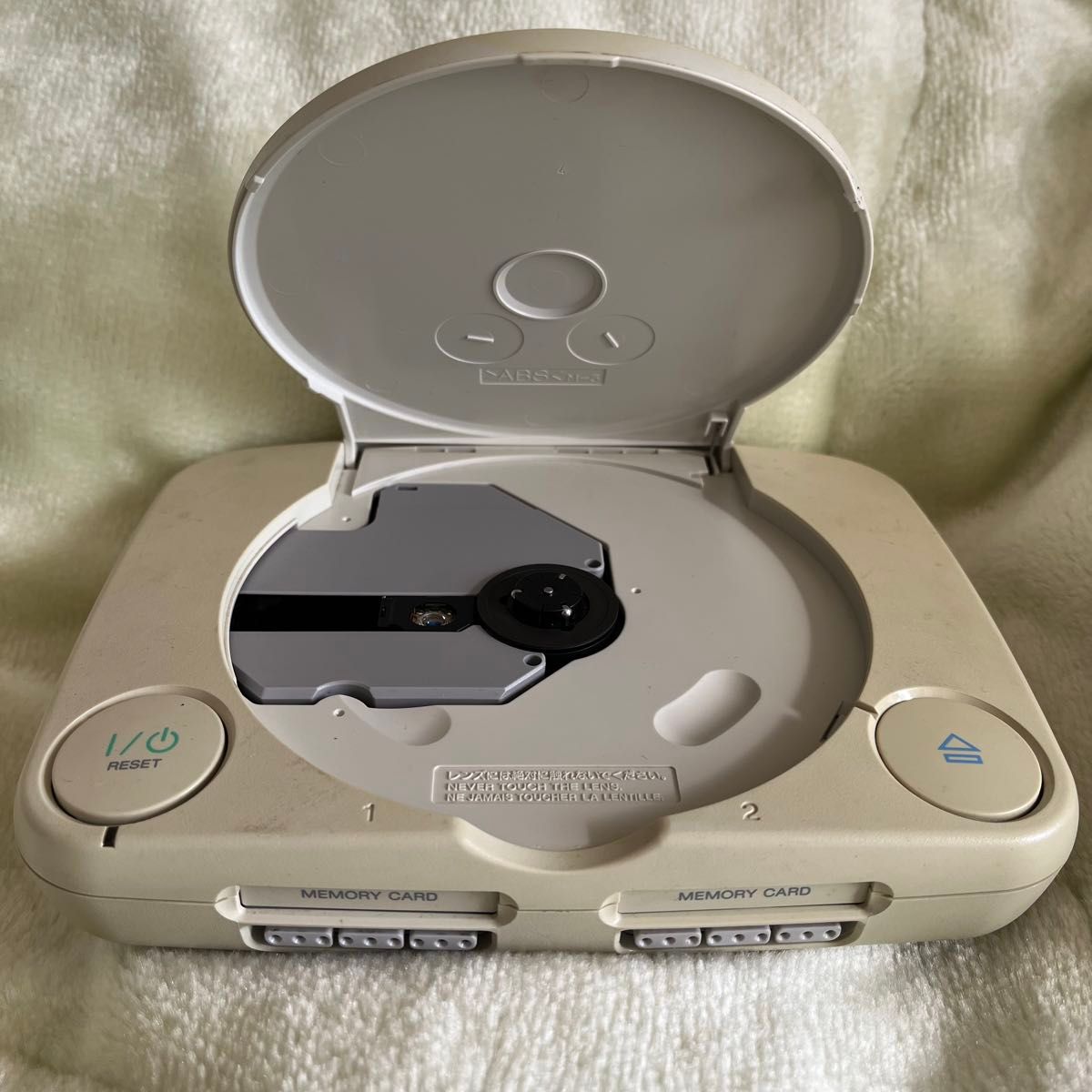 【ジャンク品】PlayStation one（PS1）