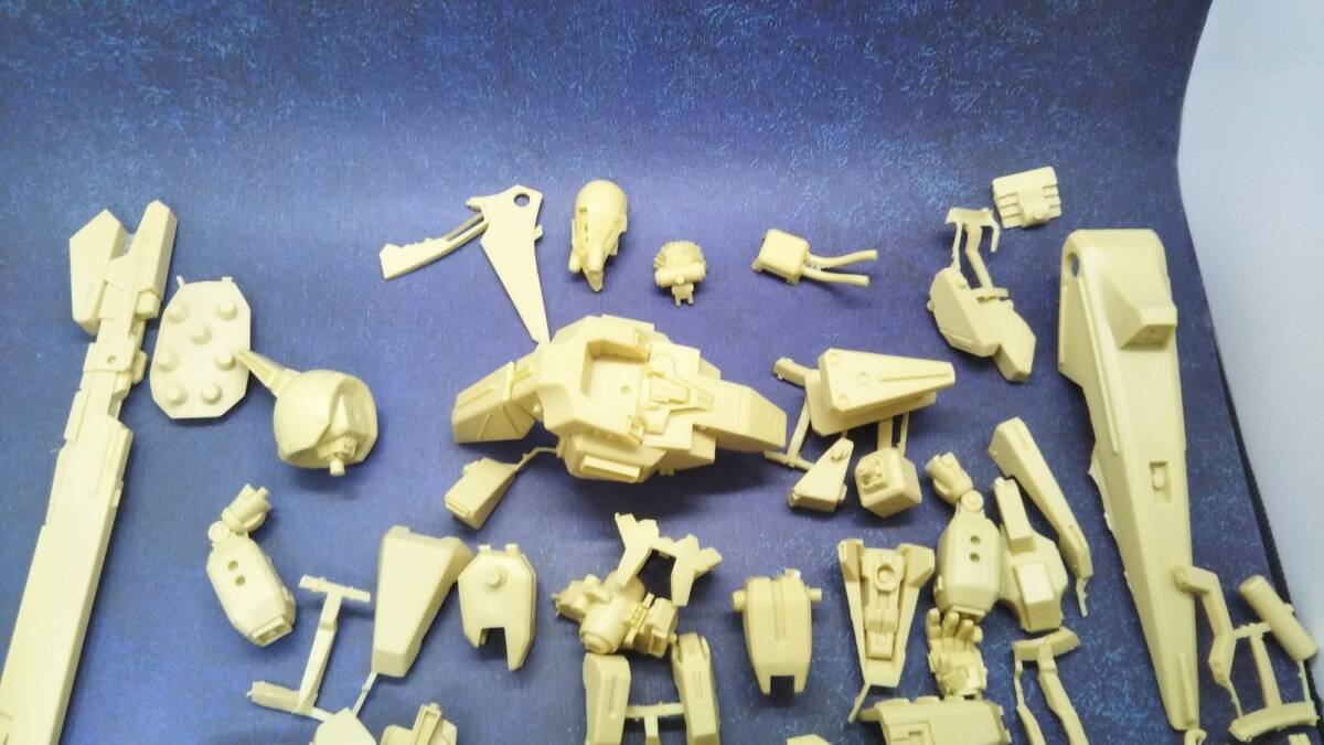  junk washing ending marks lie.1/35 Testarossa Armored Trooper Votoms blue. knight bell zeruga monogatari resin kit garage kit 