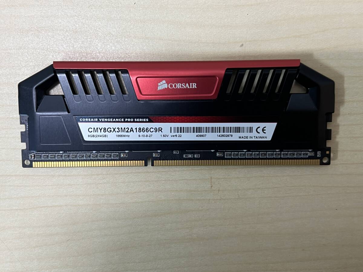 CORSAIR VENGEANCE DDR3-1866MHz ３２GB (４GB×２枚キット　４枚セット）CMY８GX３M２A１８６６C９R PCメモリ　送料無料_画像4