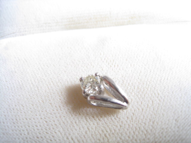 [SAMU]素敵！!輝き抜群 上質天然ダイヤモンド0.30ct Pt900ペンダント★美品！_画像6