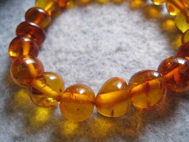 [SAMU] beautiful!! gloss .. fine quality natural amber maximum .12mm bracele * as good as new!