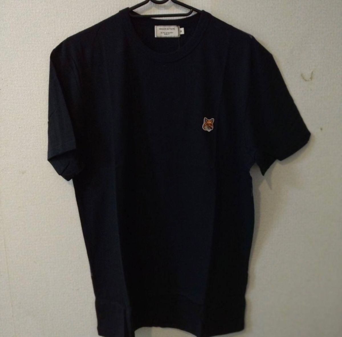 メゾンキツネTシャツ　キツネワッペン　Mサイズ新品未使用ブラック　MAISON KITSUNE  黒