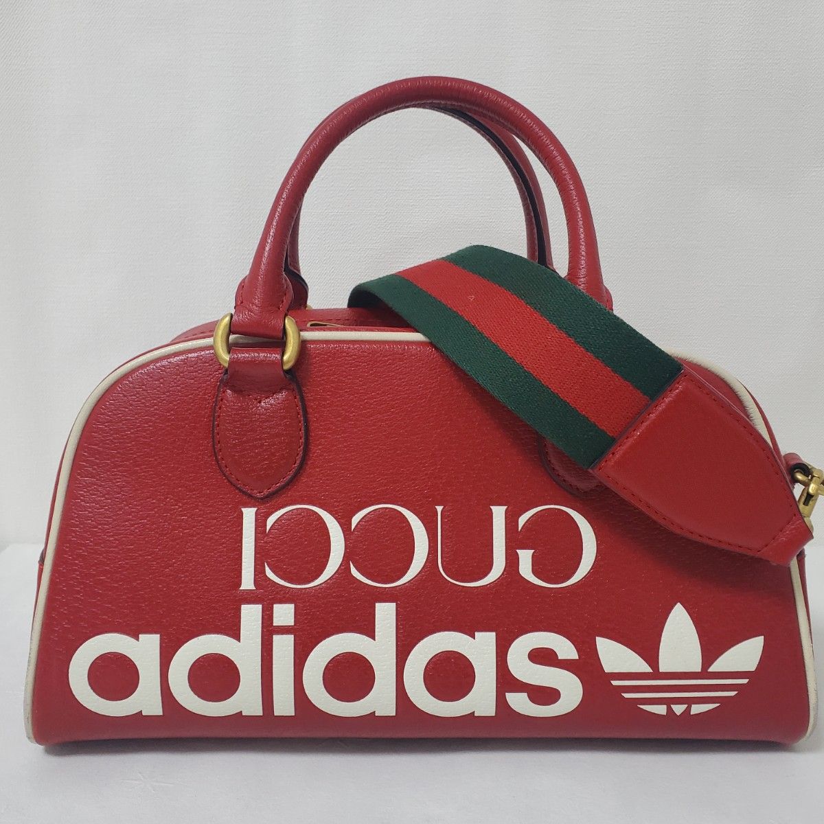 グッチ×アディダス ミニダッフル 2WAYハンドバッグ レザー 希少 グッチ×アディダス ミニダッフル 2WAYハンドバッグ レザー 希少