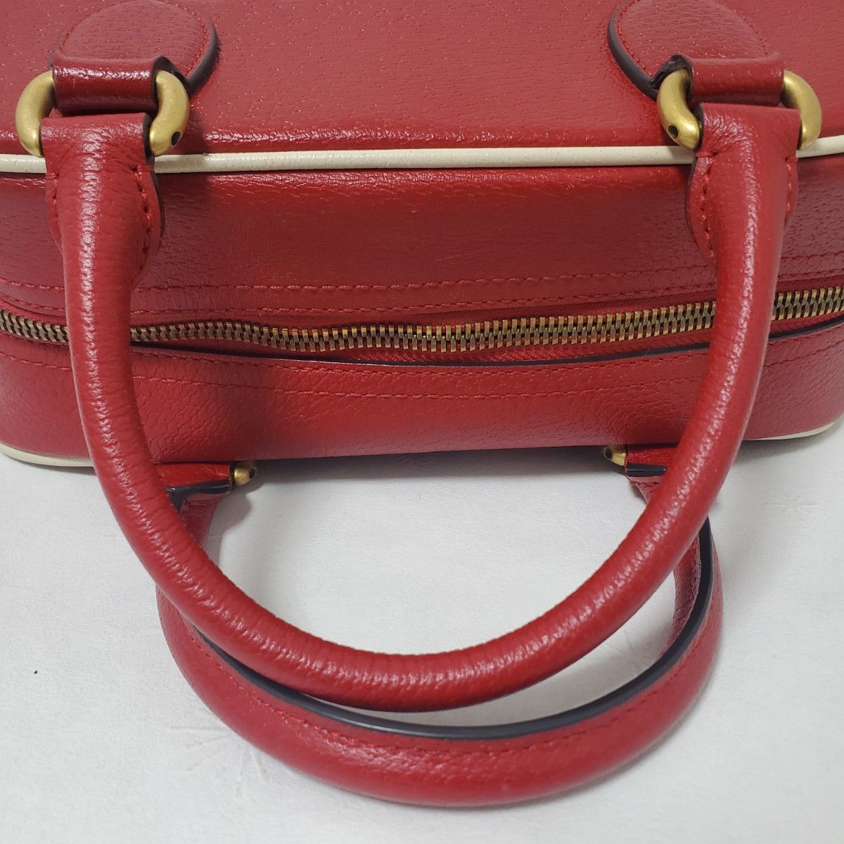 グッチ×アディダス ミニダッフル 2WAYハンドバッグ レザー 希少 グッチ×アディダス ミニダッフル 2WAYハンドバッグ レザー 希少