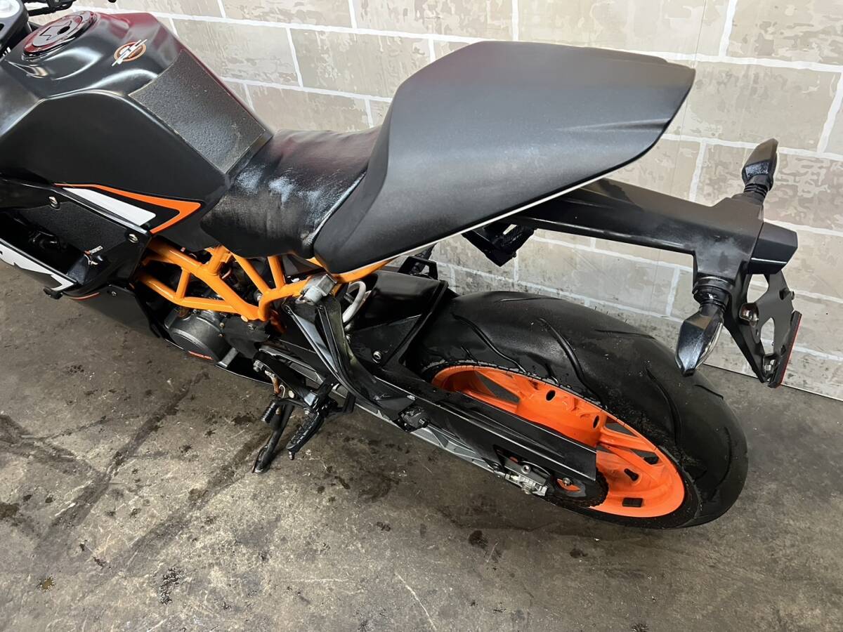 KTM RC125 VBKJYA409FC 販売証明書有り　場内走行確認済み　エンジン始動動画有り　未整備　現状　売り切り　バンガレ_画像8