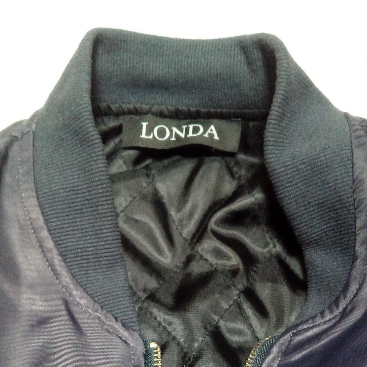 LONDA ロンダ フライトジャケット　LL  裏キルティング　 ジャケット ブルゾン 黒　MA-1 青　ブルー　ブラック　黒