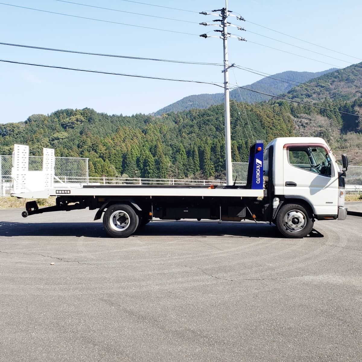  selling up radio-controller loading car Kyokuto full flat loading 3200kg Mitsubishi Canter custom . included .. equipment 5MT 7.5t under . medium sized license vehicle inspection "shaken" . peace 7 year 3 month animation have 
