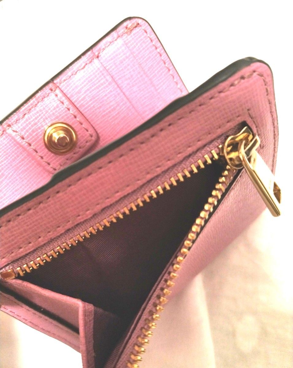 【美品】 FURLA フルラ レザー 二つ折り 二つ折り財布 財布コンパクトウォレット　ピンク　ロゴ入り　ミニ財布