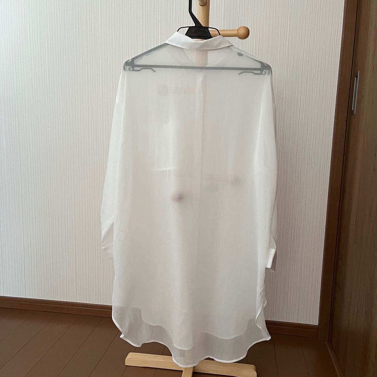 GU ジーユー　シアーロングシャツ　透け感 シアシャツ ホワイト S 長袖 シャツワンピース ブラウス 