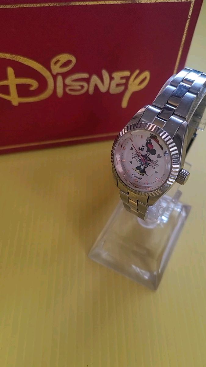Disney Minnie Mouse ギザギザ クォーツ レディース 腕時計