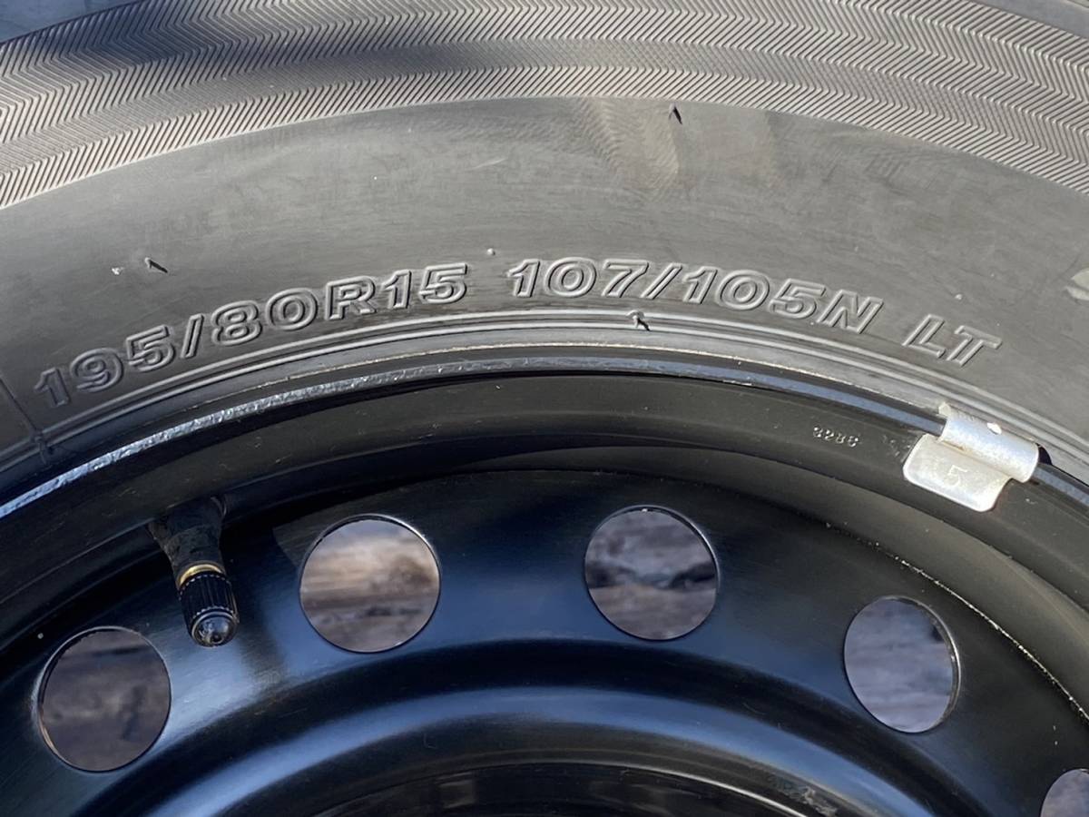 送料税込31800円～【新車外し 2023年 BRIDGESTONE RD613 タイヤホイールセット ハイエース新品ホイールキャップ付】195/80R15 107/105 340_画像5