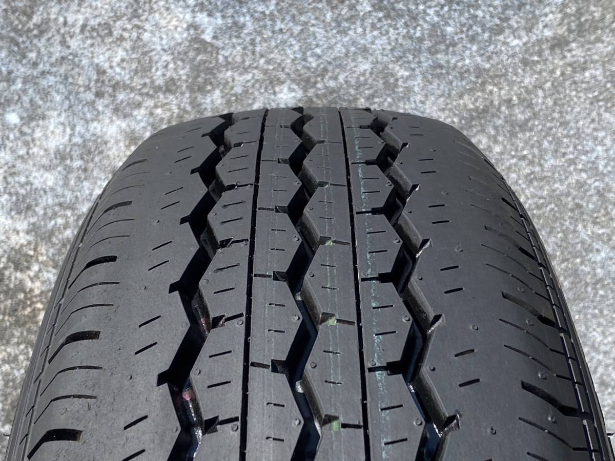 送料税込31800円～【新車外し 2023年 BRIDGESTONE RD613 タイヤホイールセット ハイエース新品ホイールキャップ付】195/80R15 107/105 340_画像8