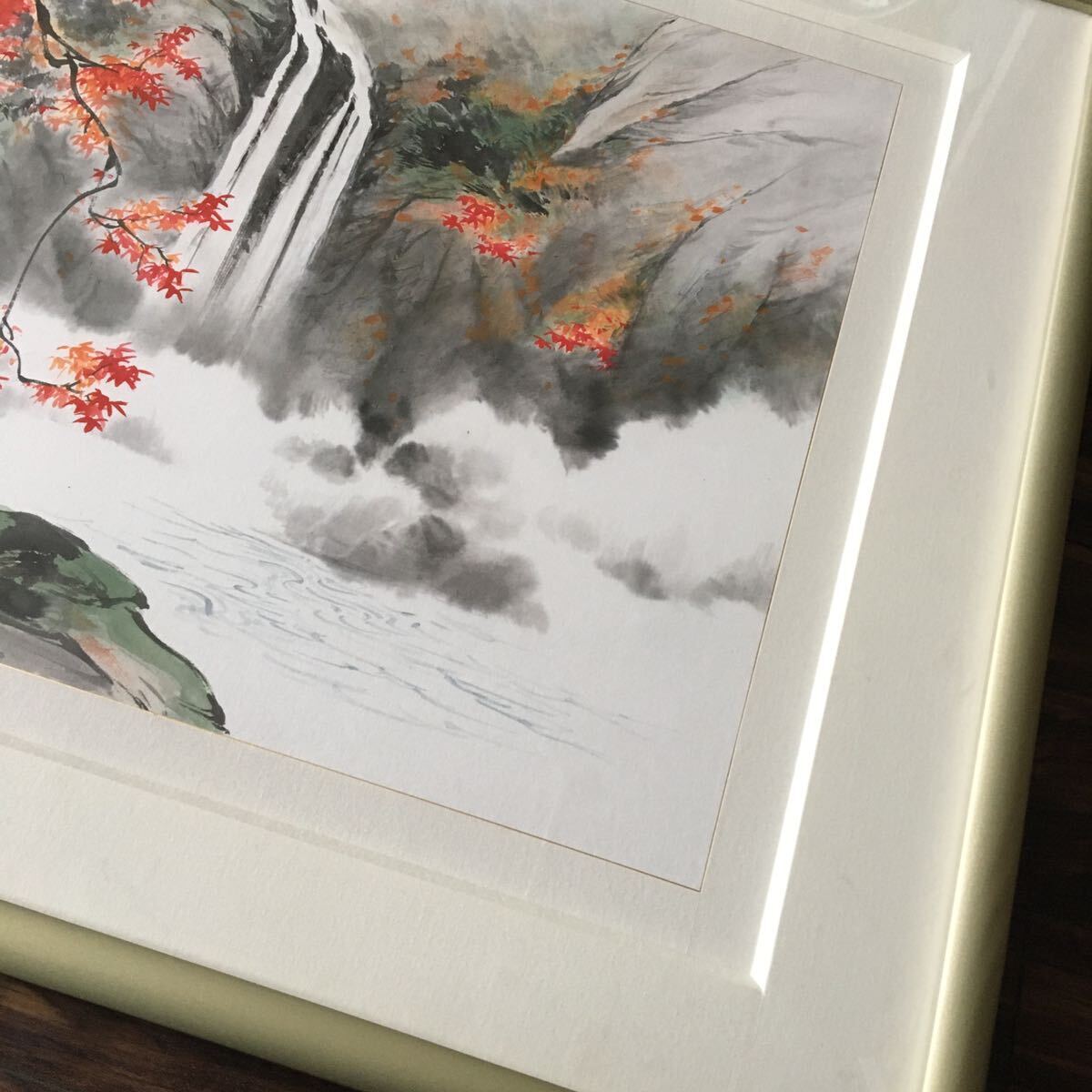 水墨画 在銘 華延 肉筆 真作 額装 風景画 中国画 山水画 紅葉 瀧 絵画 C-3_画像4