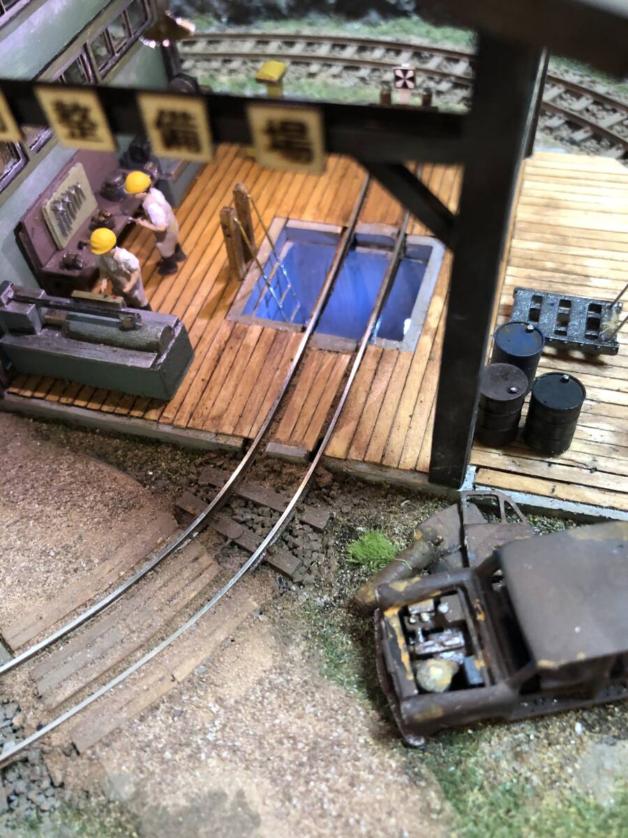 人気No.1 Yahoo!オークション - HOナロー (1/87) 滝のある車両整備場 ストラクチャー